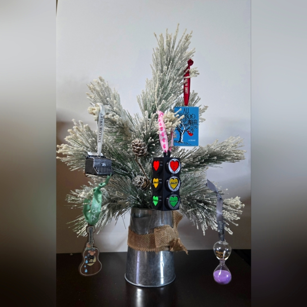 Traffic Light Ornament